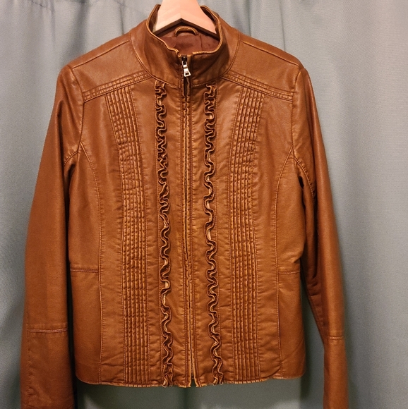 NWOT BIG CHILL ruffled vegan leather jacket - Picture 6 of 8